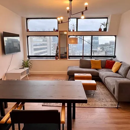 City View 2 Bedrooms Flat Manchester Exterior photo