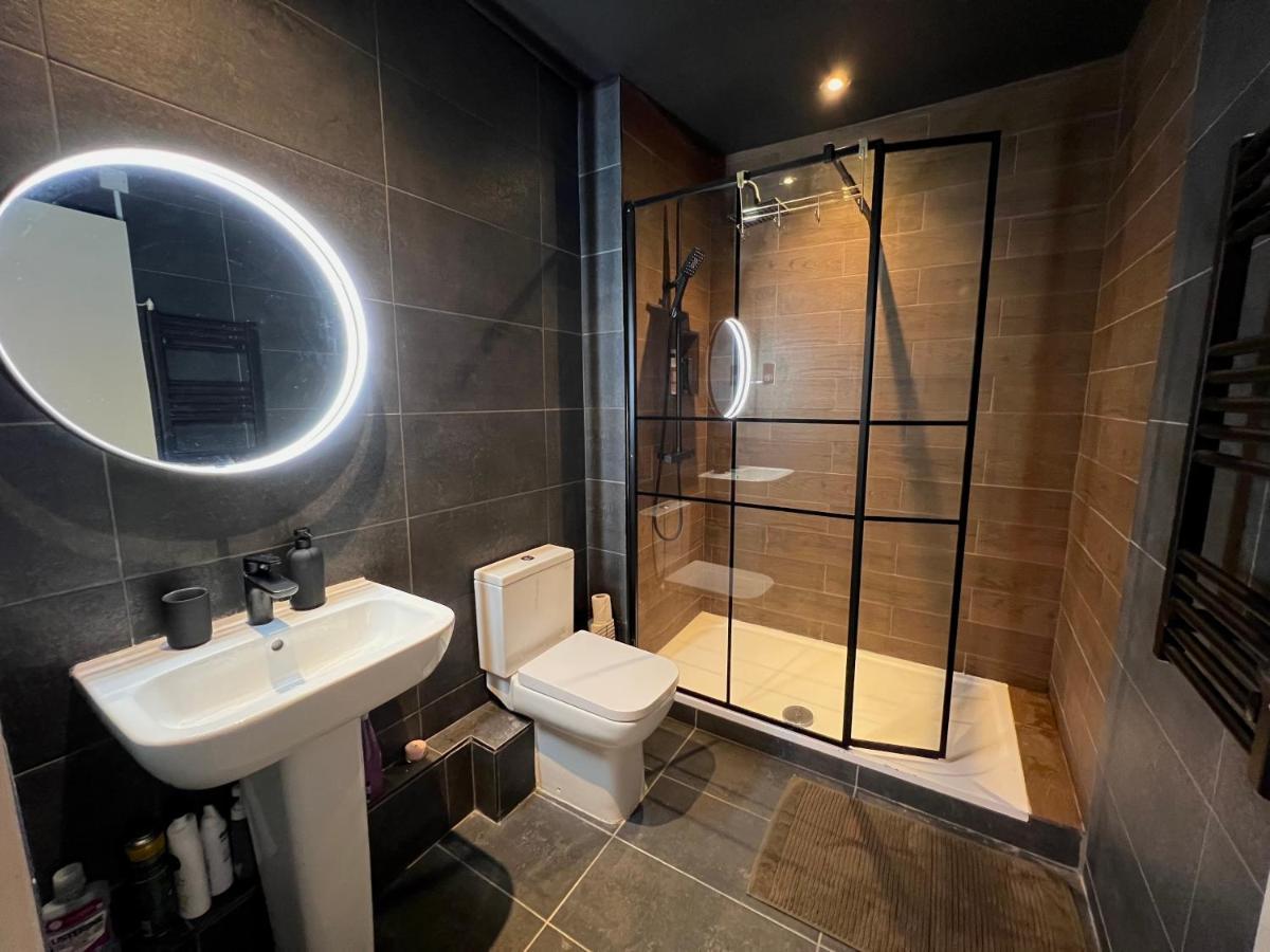 Апартаменты View 2 Bedrooms Flat Манчестер